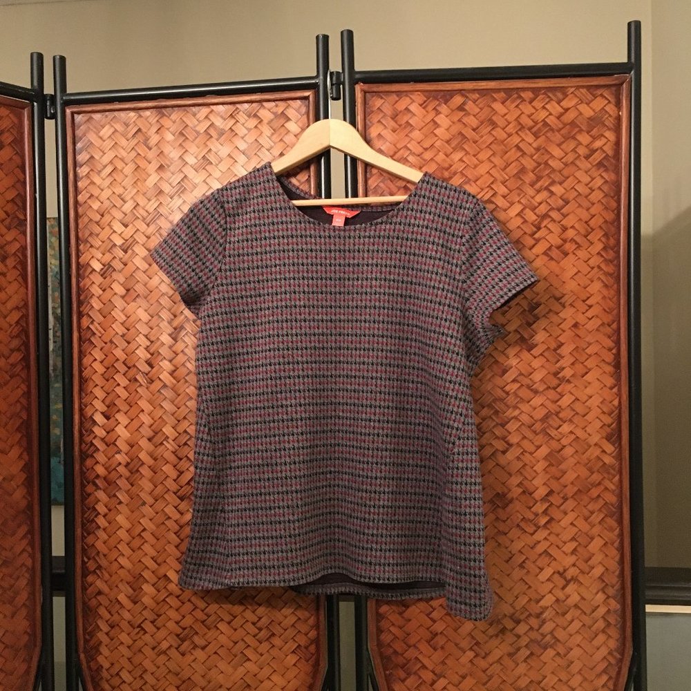 Joe Fresh Burgundy Black Houndstooth Knit Short Sleeve Top Medium A-Line